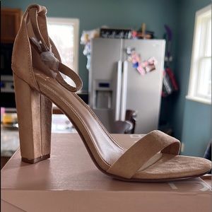 Nude chunky heels. Size 8.5. Never worn